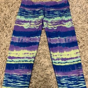 Ivivva by Lululemon cropped leggings